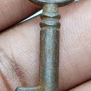 Genuine Antique Skeleton Key !