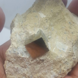 Spanish Pyrite/crystal/pyrite cluster/crystal cluster/rocks and minerals/rock collection/rare mineral specimens/pyrite/rough rocks/scepter