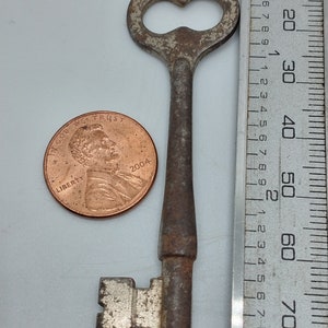 Genuine Antique Skeleton Key image 7