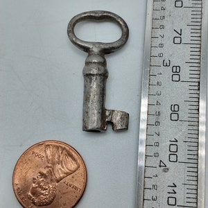 Genuine Antique Skeleton Key image 5