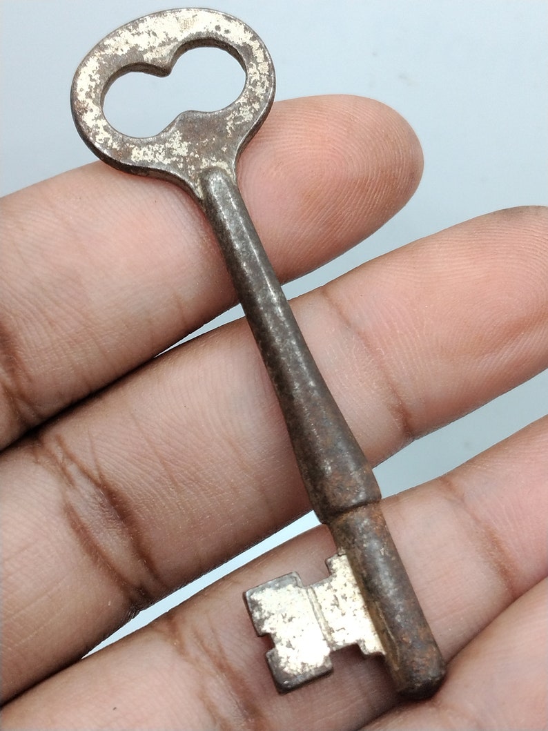 Genuine Antique Skeleton Key image 4