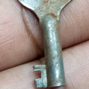Genuine Antique Skeleton Key !