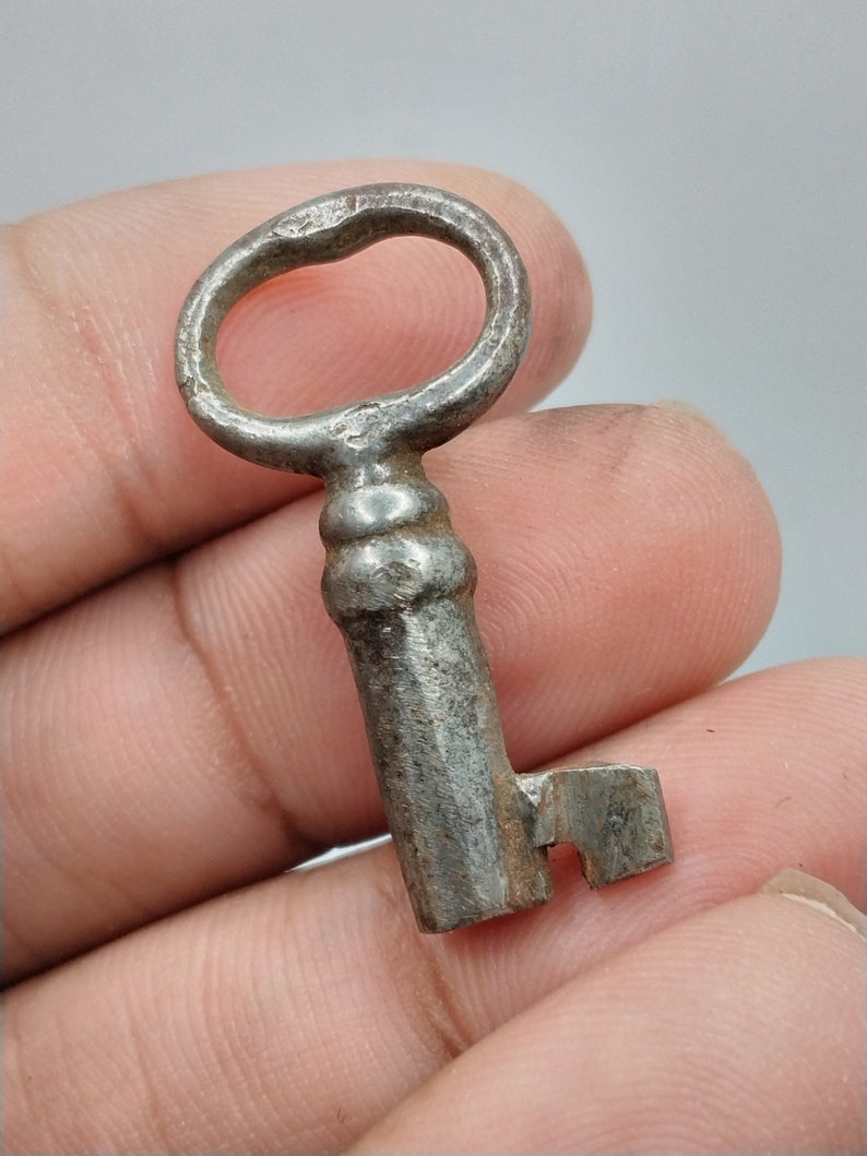 Genuine Antique Skeleton Key image 1