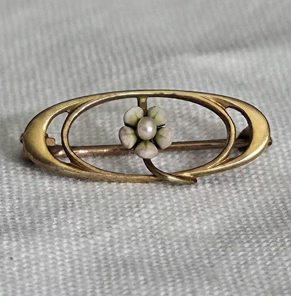 Edwardian 10K Gold Seed Pearl Brooch- Circa 1910