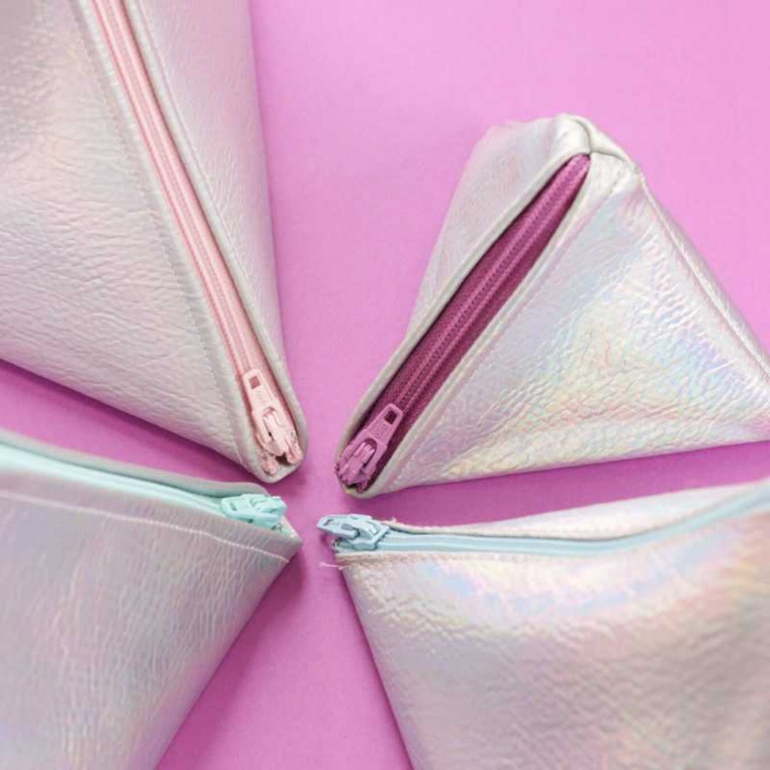 Zipper Triangle Pouch Sewing Pattern & Tutorial - Etsy