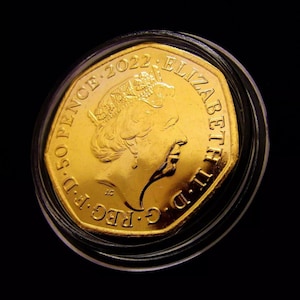 クイーンズ プラチナ ジュビリー 50P コイン 22k 金メッキ品