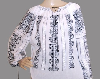 トップス 1920's antique Rumania embroidery tunic 1920's antique Rumania embroidery tunic Vintage 1920s 1930s 30s