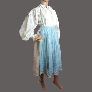 Romanian traditional clothing , Romanian authentic costume  , handmade Romanian folk attire  from Transylvania size XXS-XS
