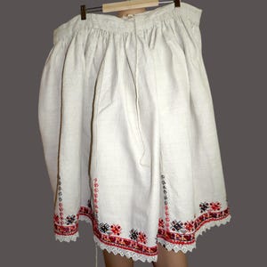 スカート Hungarian vintage embroidery skirt Rare Skirt Antique Skirt Vintage Skirt Vyshyvanka Skirt