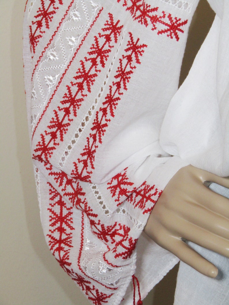 marion ravenwood peasant blouse