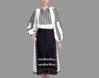 Traditional Romanian Outfit - Handcrafted Romanian Blouse with Skirt and Antique Aprons size S-M