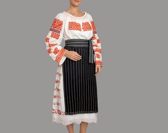 Handmade Romanian folk costume from Banat  - vintage traditional Romanian clothing size M-L