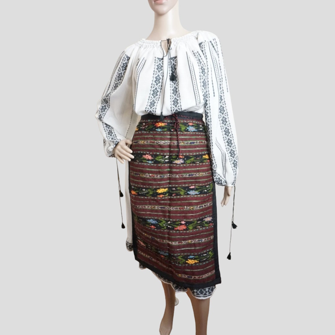 Romanian Folk Dance Costume, Romanian Ethnic Outfit , Romanian ...