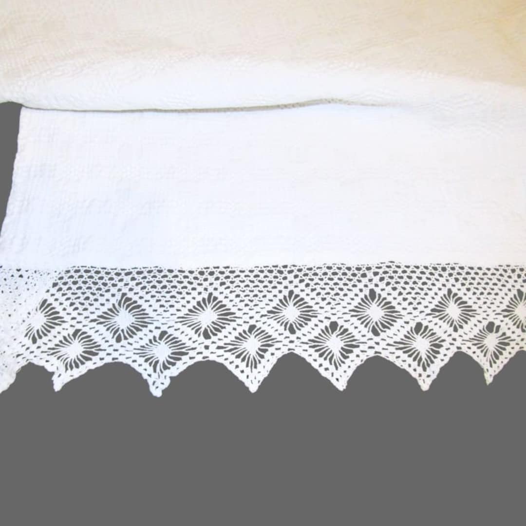 Antique Romanian Bed Sheets From Transylvania , Ethnic Coverlet , Duvet