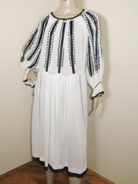 Antique RARE Romanian dress from Transylvania , Si