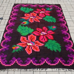 Old Romanian traditional wool rug with floral pattern, Romanian vintage wool kilim