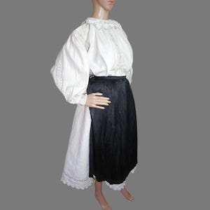 Vintage Romanian folk wear from Arad, handmade Romanian folk attire  from Transylvania size M