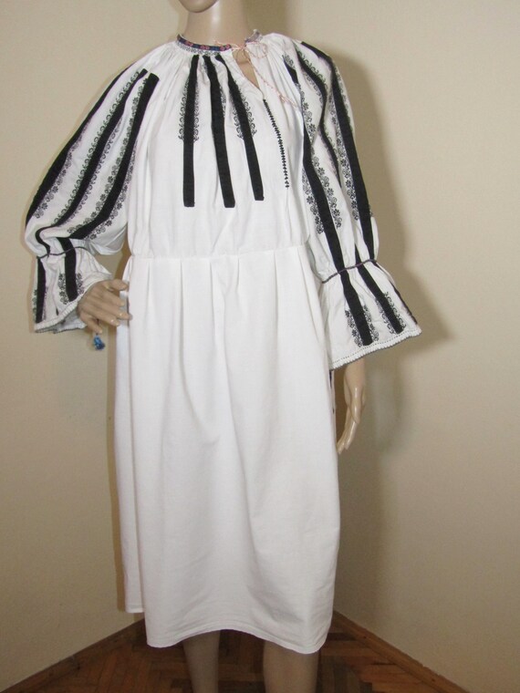 Antique Romanian peasant dress from Transylvania,e