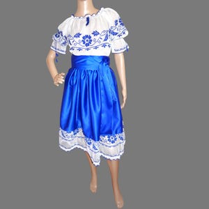 Handmade Romanian Traditional Outfit – Blue Brocade Skirt & Embroidered Blouse (XS / EU 34-36)