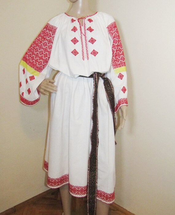 Romanian peasant dress hand stitched , ethnic vin
