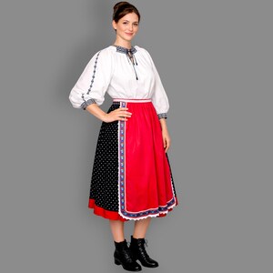 Vintage Transylvanian Hungarian Folk Costume: Embroidered Blouse, Skirt, Apron (S-M)