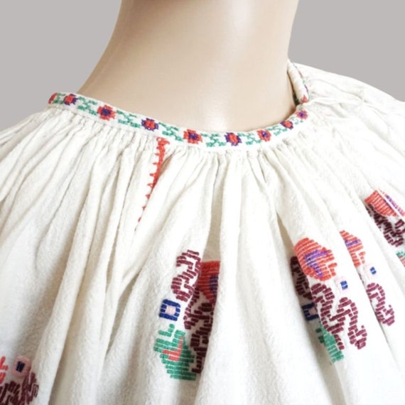 Romanian peasant dress, hand embroidered vintage … - image 4
