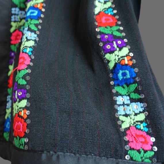 Handmade Romanian folk costume, Romanian ethnic o… - image 9