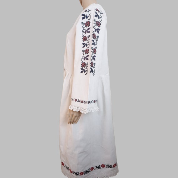 Antique Romanian peasant dress, ethnic Romanian h… - image 6