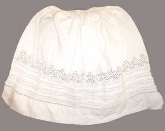 Romanian folk apron from Transylvania , handmade ethnic apron from Bihor , white embroidered traditional Romanian apron