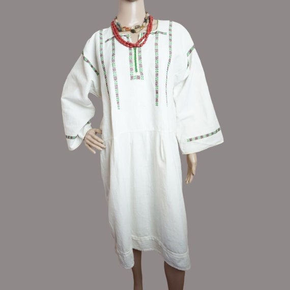 Vintage Romanian peasant dress, handmade  Romania… - image 1