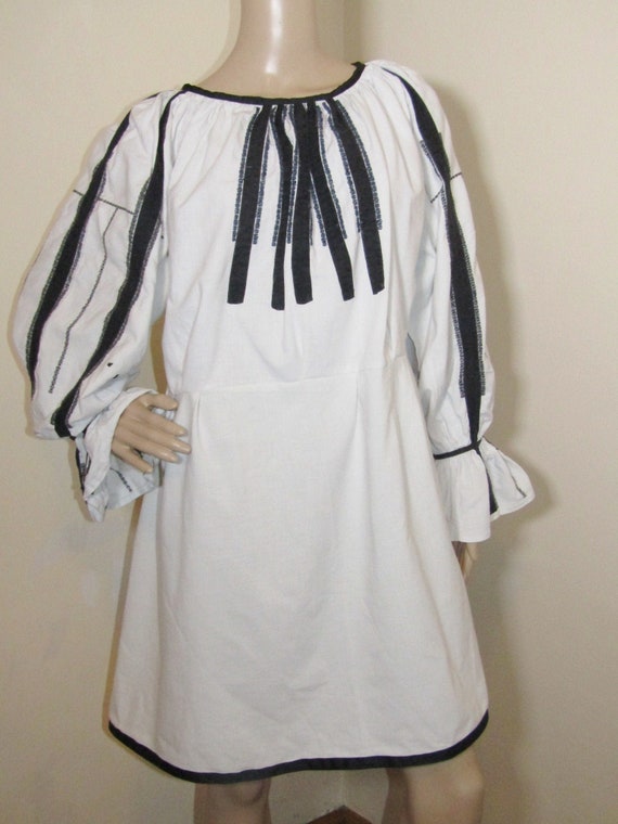 Antique Romanian peasant dress ethnic Romanian costumes blouse antique handmade traditional dress Medieval costume blouse size M