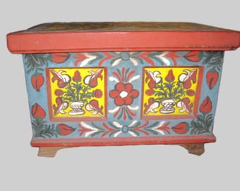 Antique hand painted dowry chest from Transylvania / antique hand painted  traditional Hungarian / Romanian wooden chest medium size