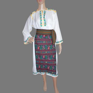 Authentic Vintage Romanian Folk Costume from Oltenia, size M-L