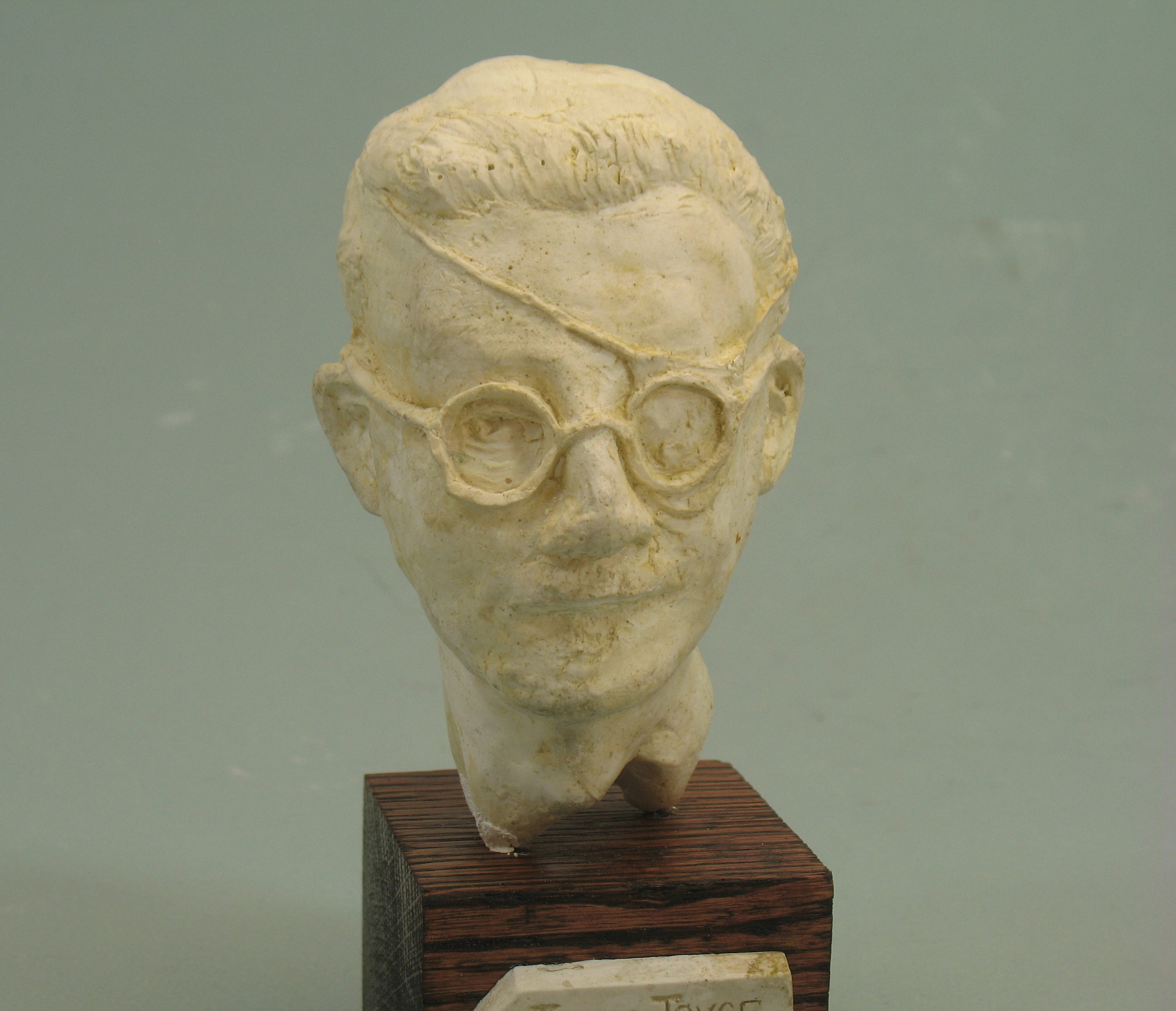 James Joyce bust with iconic eyepatch