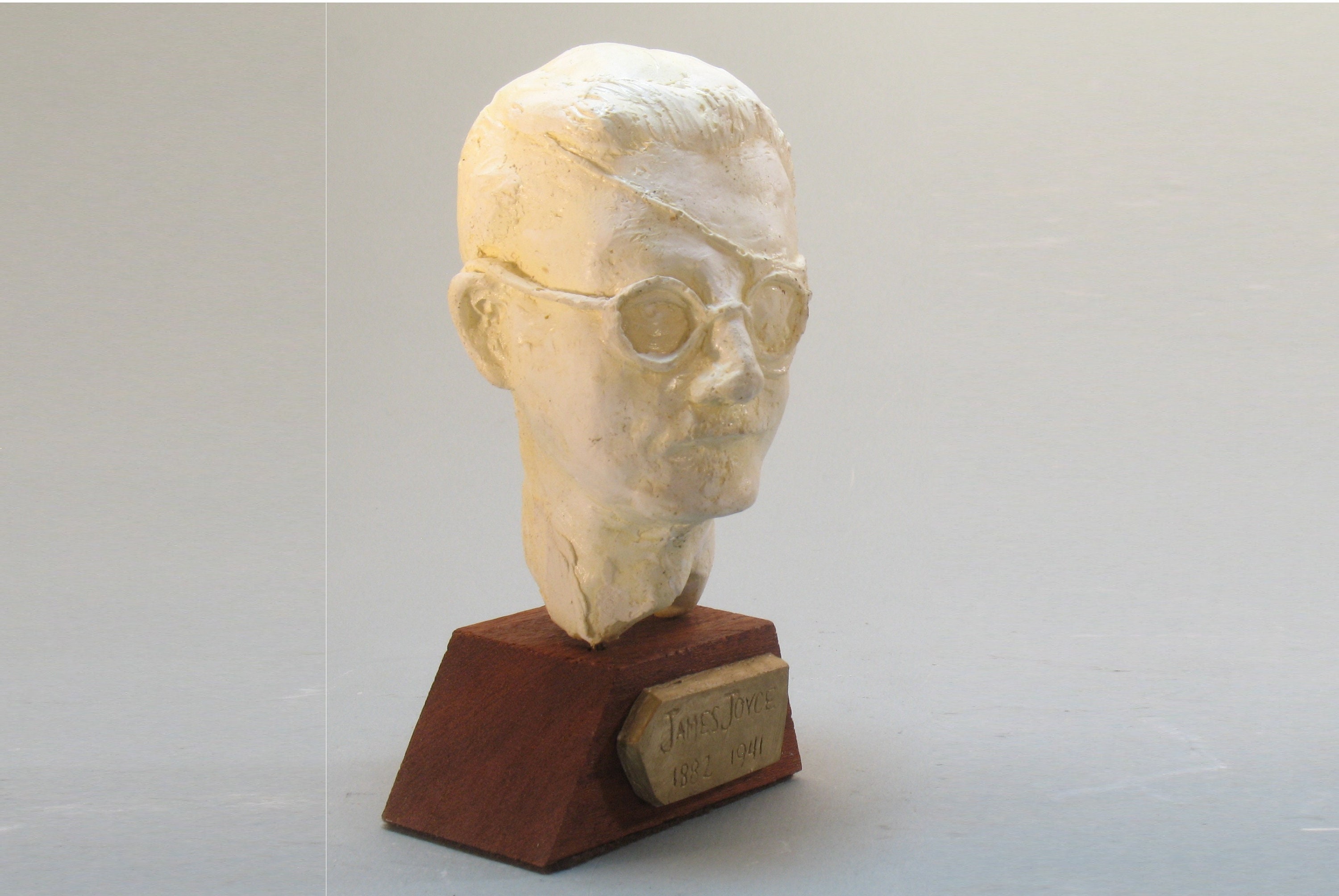 Joyce bust of James Joyce with iconic eyepatch