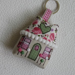 Sleutelhanger roze rozen groene polka dot cottage, sleutelhanger, sleutelhanger