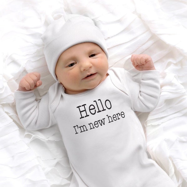 Hello I'm New Here Cotton Romper - Baby Girl or Baby Boy Shower Gift- New Baby Gift - Coming Home Outfit