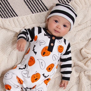 Baby Halloween Outfit - Pumpkin Print - Romper with Optional Hat - Cotton
