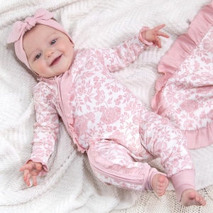Newborn Girl Coming Home Outfit - 100% Cotton Baby Hospital Outfit - Baby Girl Clothes - Pink Floral Zipper Playsuit - Baby Shower Gift