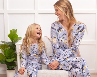 GARDEN BUTTERFLY Bamboo Pajamas, Family Matching Pajamas, Mommy and Me, Mother's Day Gift, Womens Sleepwear