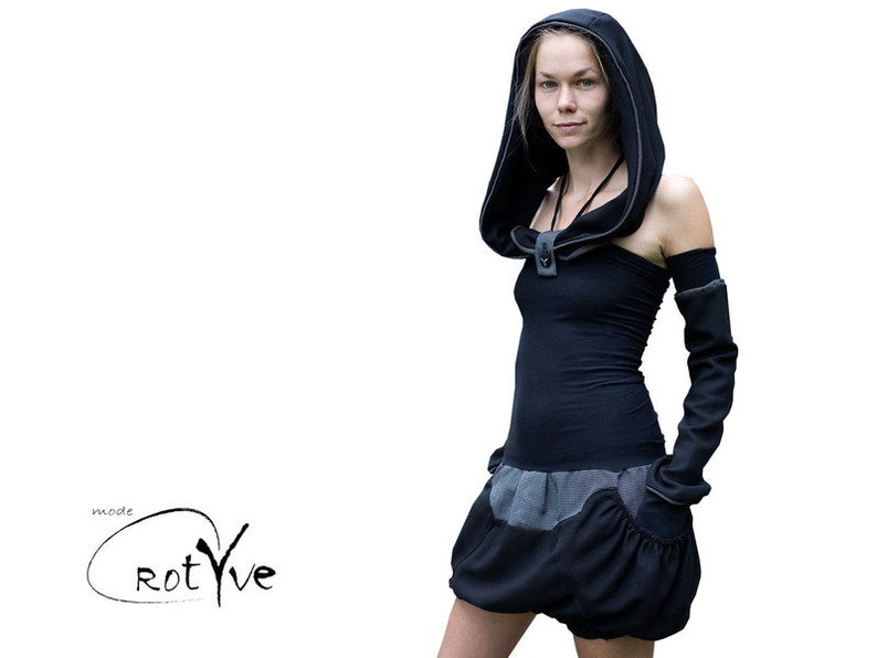 das schwarze kapuzenkleid ballonrock mit taschen kapuze wave gotik gothic stulpen Bild 1