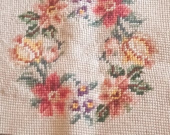 Funda de cojín o silla con estampado floral vintage de los años 40, hecha a mano.