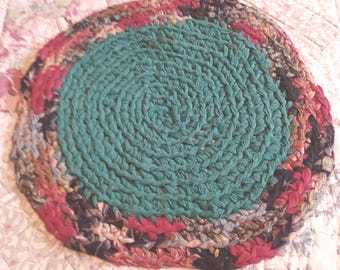 Alfombra o funda de asiento/almohadón de trapo tejido a crochet hecho a mano, estilo vintage de la década de 1930, multicolor, 40,6 cm (16") - E