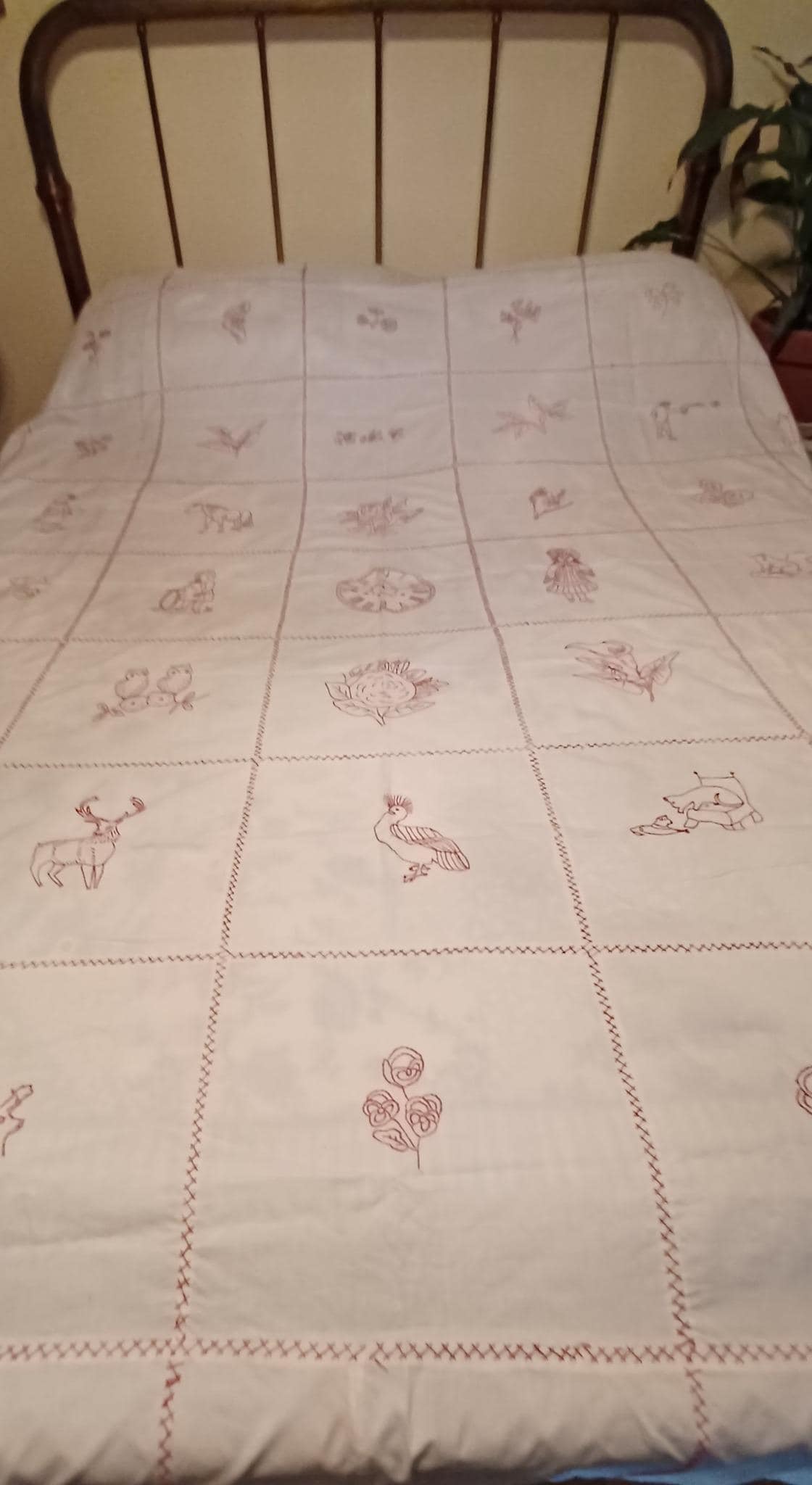 Antique Redwork Quilt: 1900s Turkey Stitch, Pink/red Embroidery - Etsy