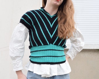 40s French Wool Cropped Puff Sleeve Knit Sweater // War Era Sweater Girl Chevron Black and Teal Jumper // XS XXS