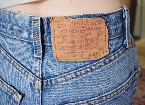 80s Levis 505 High Waist Tapered Stone Wash Mom Denim Jeans Made