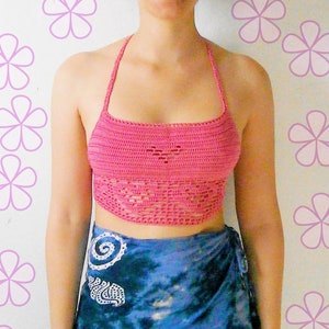 Girly bandeau crochet top with hearts // The QUEEN OF HEARTS top crochet pattern _ M36
