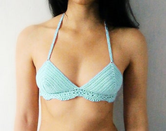 Sexy bikini top with ruffles PDF crochet pattern. Triangle bikini top with bullions _ C07