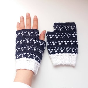 Fair isle / tapestry crochet mitts pattern. Fingerless gloves crochet pattern // THREE HEARTS pattern _ M59 image 1