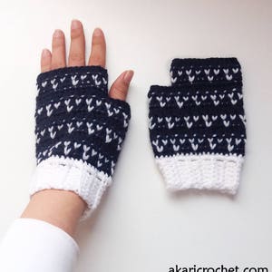 Fair isle / tapestry crochet mitts pattern. Fingerless gloves crochet pattern // THREE HEARTS pattern _ M59 image 5